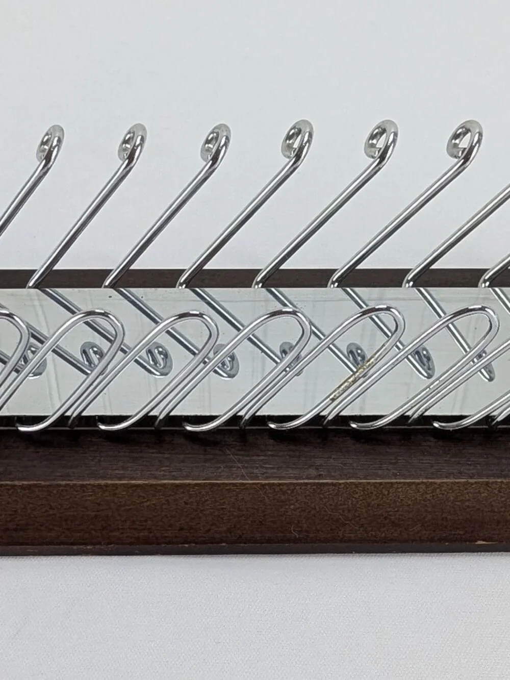 Vintage Selectie Wooden Tie Holder MCM Wall Hanging Holds 12 Retro Dark Wood
